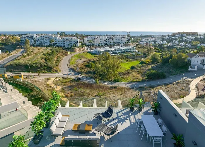 Oasis 325 Penthouse *