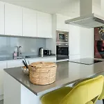 Oasis 325 Penthouse Apartament